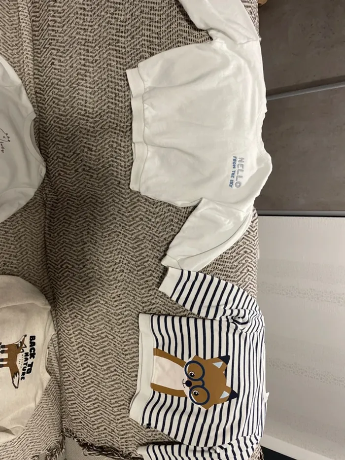 Lot de 5 sweat 24 mois - photo numéro 3