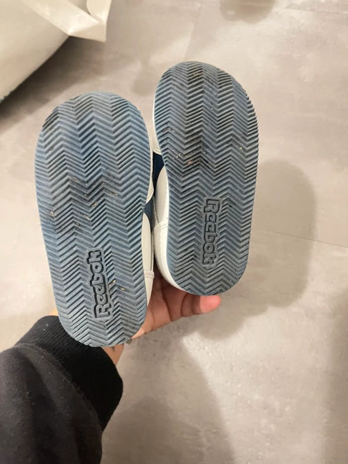 Basket garçon reebok taille 21 - photo numéro 4