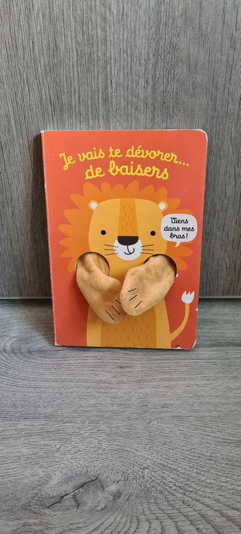 Livre marionnette Je vais te dévorer