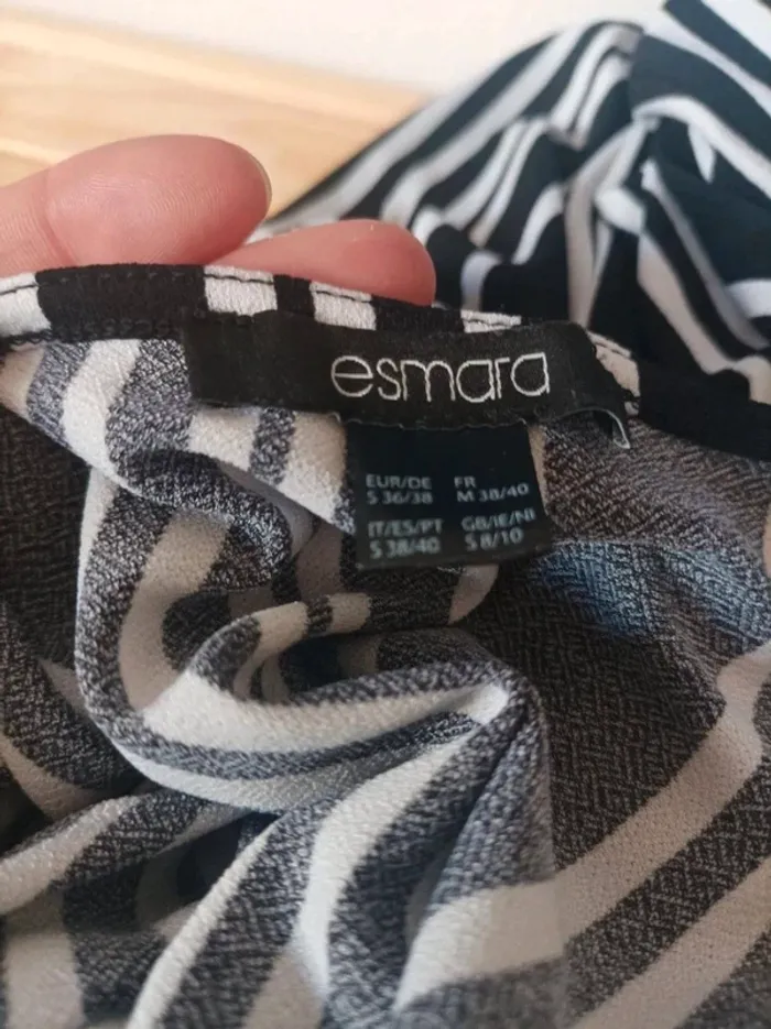 Jolie robe portefeuille avec ceinture en simili Esmara femme taille 38/40 - photo numéro 3