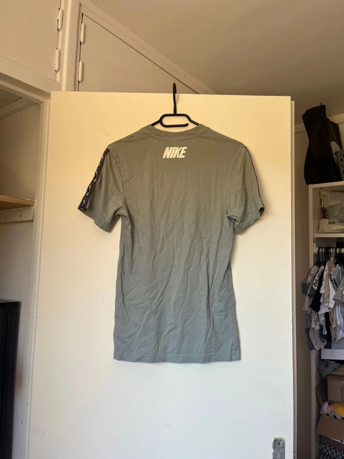 T-shirt Nike, kaki taille xs - photo numéro 2