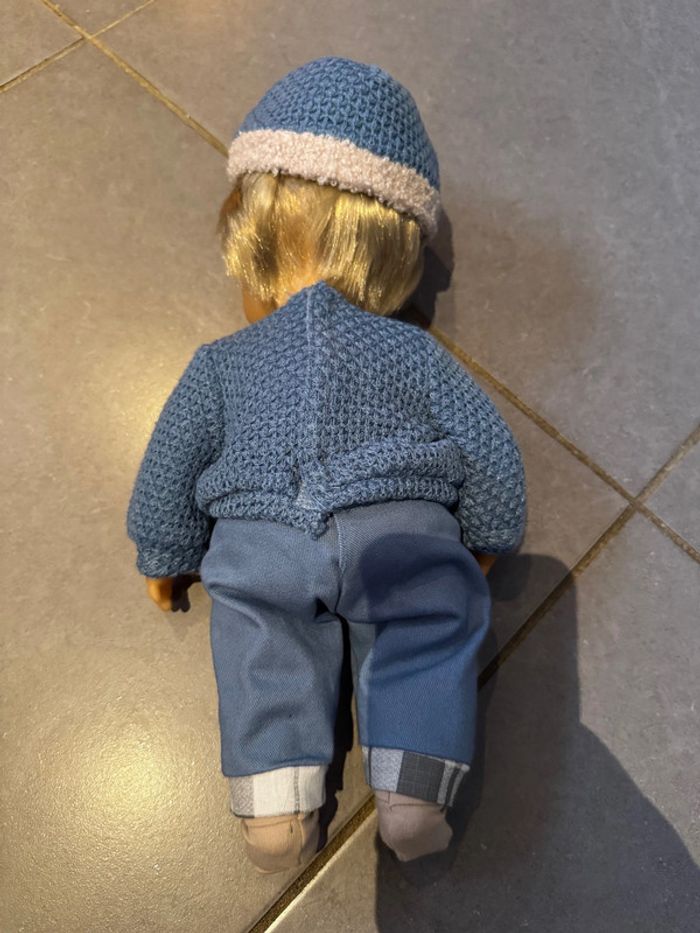 Poupon avec bonnet et lapin sur son pull - Cicciobello - Elegance - Bleu & blanc - 30 cm * 20 cm - photo numéro 3
