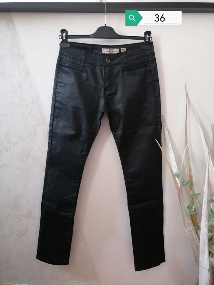 Pantalon noir effet simili Azerty 36
