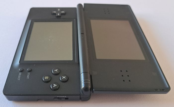 🎮 Console Nintendo DS Lite noire semi fonctionnelle - photo numéro 9