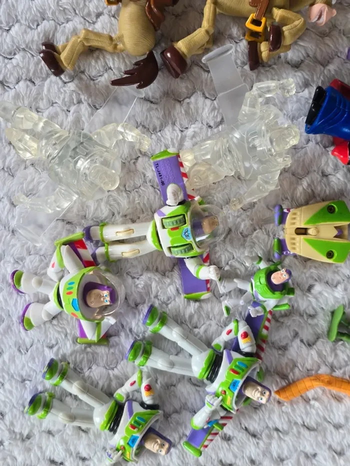 Gros lot de jouets Toy Story - photo numéro 10