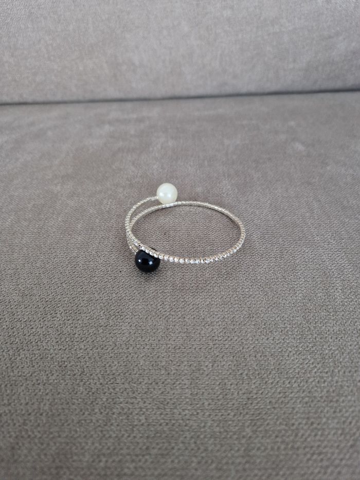 Bracelet élastique brillant à perle aux extrémité - photo numéro 2