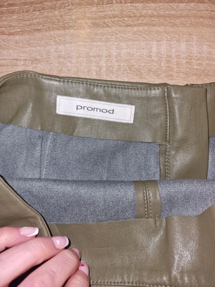 Jupe cuir - photo numéro 2