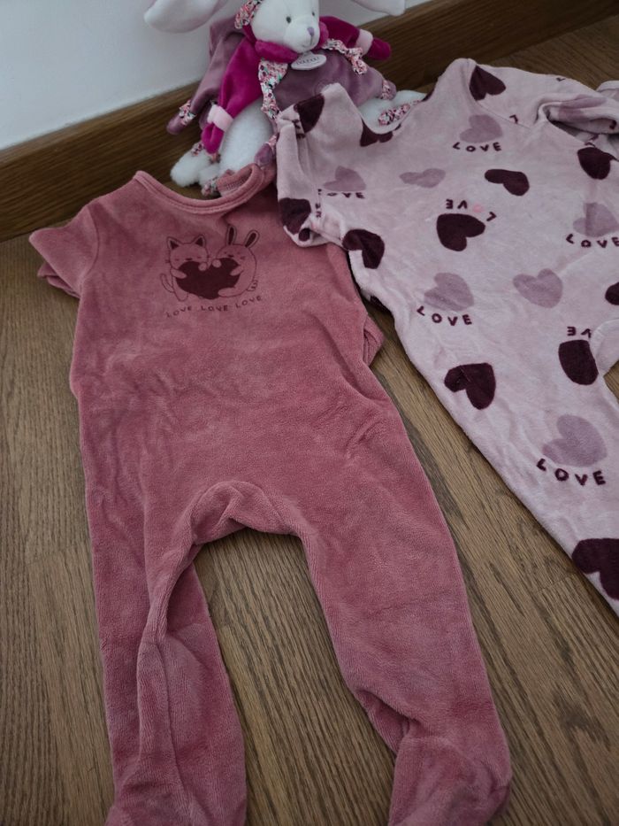 Pyjamas bébé fille kiabi 6 mois - photo numéro 4
