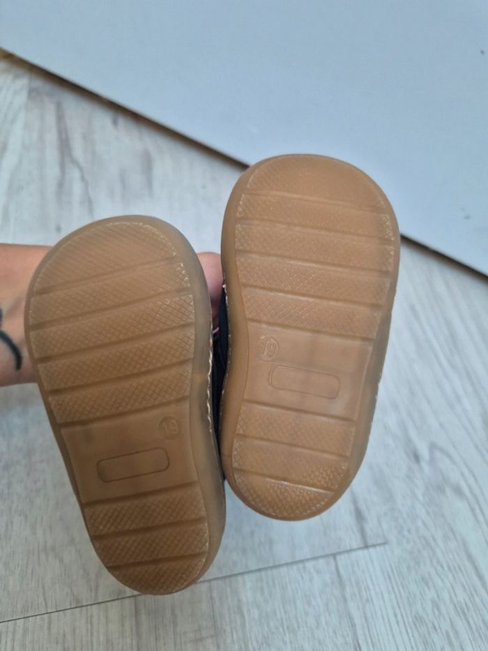 Chaussure ideal premier pas en cuir tres souple - photo numéro 2