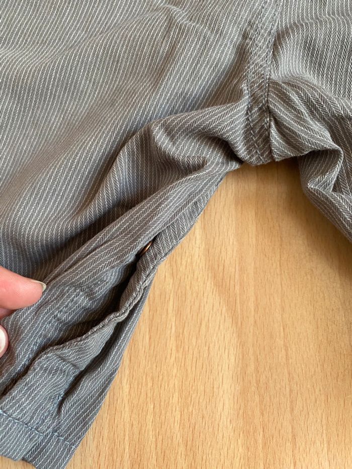 Jolie salopette légère grise à rayures T. 24 mois/86 cm comme neuve - photo numéro 6