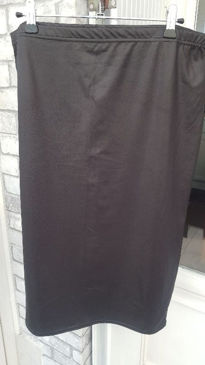 Jupe longue en PU noire