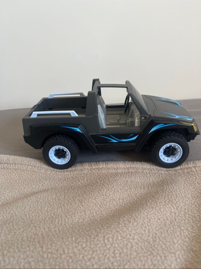 Voiture 4x4 playmobil dr drone - photo numéro 3