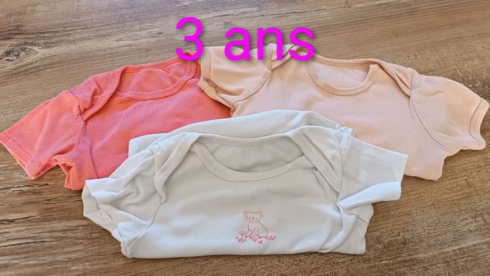 Lot de bodies manches courtes