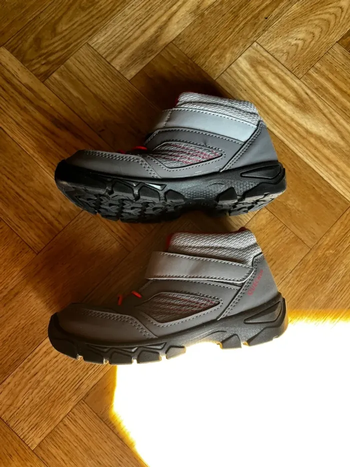 Chaussures de randonnée fille 28 quechua - photo numéro 2