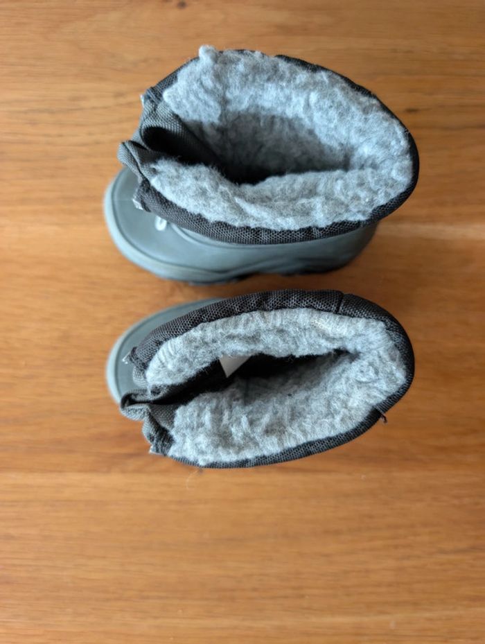 Après-ski / Moon Boots gris et noir taille 20/21 - photo numéro 5