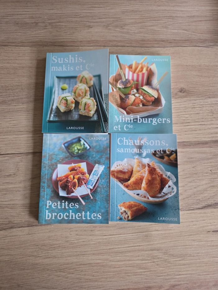 Lot de 4 mini livres de cuisine/burger, sushis,brochettes,samoussas
