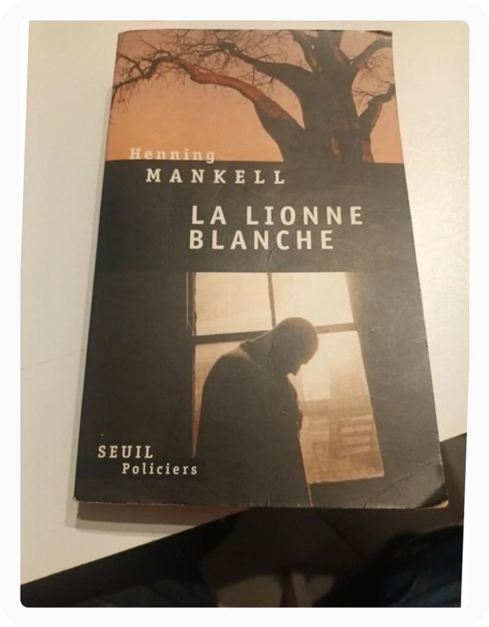 La lionne blanche
