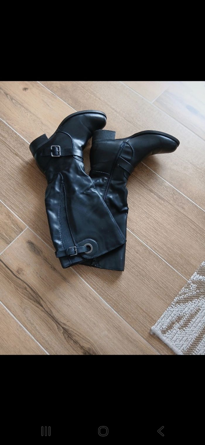 Longues  bottes noires T 38.neuves.cavalieres.
