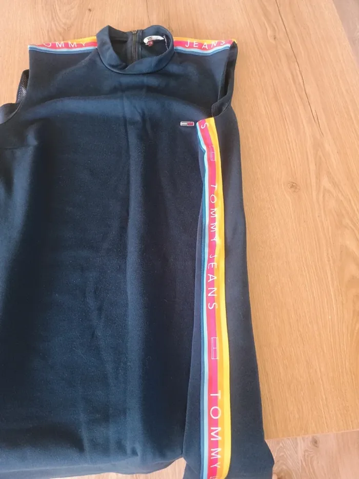 Robe Tommy Hilfiger bleu marine coupe sport - Taille M - photo numéro 3