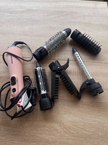 Brosse chauffante Lidl et 5 accessoires