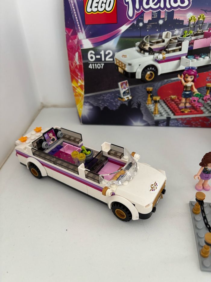 Lego Friends 41107 - La limousine de la chanteuse - photo numéro 3