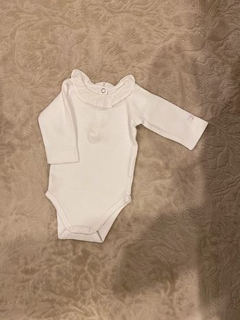 Bodies bébé fille 1 mois
