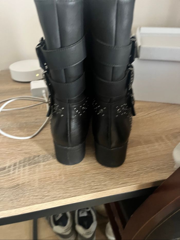 Boots noirs femme - photo numéro 4