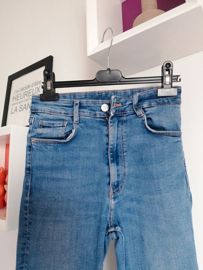 Jean Zara taille 34 - photo numéro 2