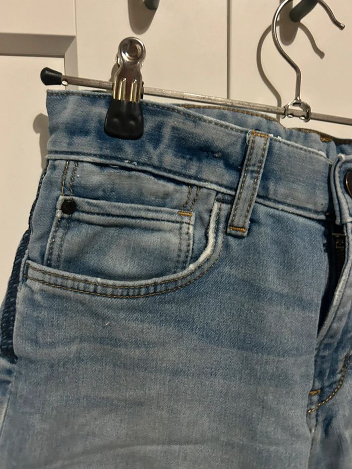 619 – bermuda / short en jean bleu clair H&M - photo numéro 2