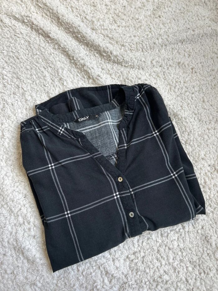 Chemise à carreaux