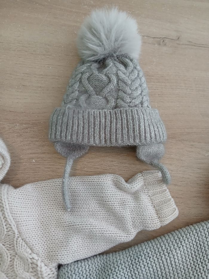 Lot gilets /bonnet - photo numéro 4