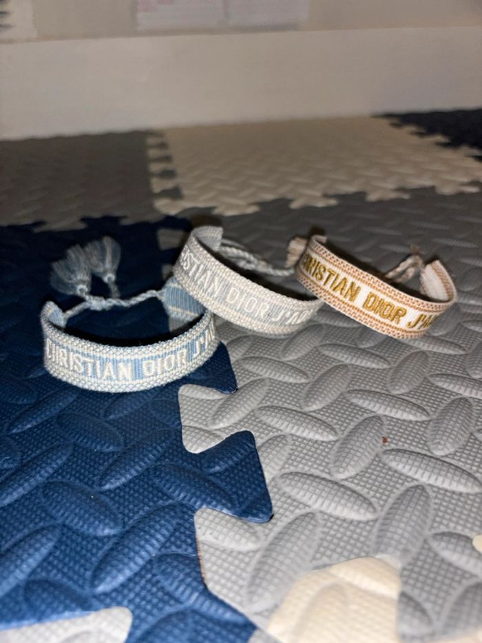 Lot de 3 bracelets en toile / tissu, CD j'adior