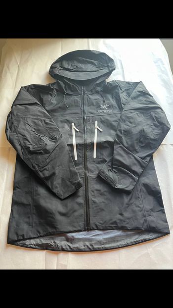 Veste Arc'teryx Alpha SV – Gore-Tex Pro Taille : M