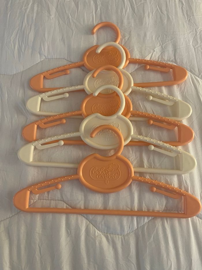 Lot 5 cintres bébé - photo numéro 3