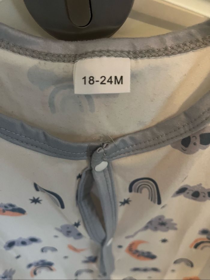 Pyjama 18/24 mois  neuf - photo numéro 2