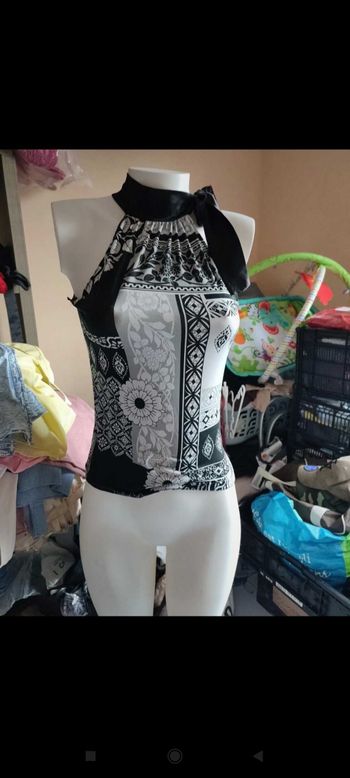 Top sans manche taille 34