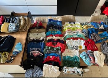 Lot de vêtements garçon taille 4 ans