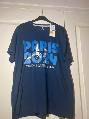 T-shirt Paris 2024