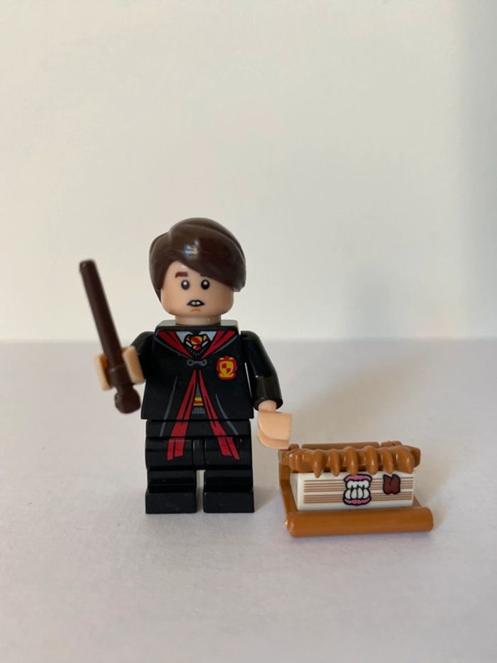 Figurine type lego Neuville Londubas. Harry Potter - photo numéro 2