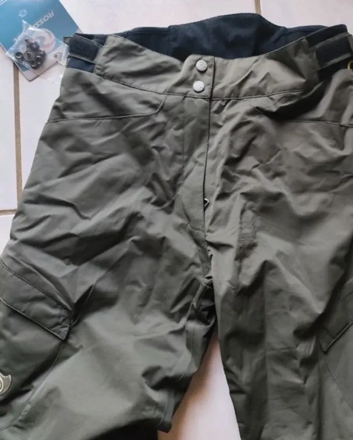 Pantalon de ski rossignol taille M kaki neuf - photo numéro 6