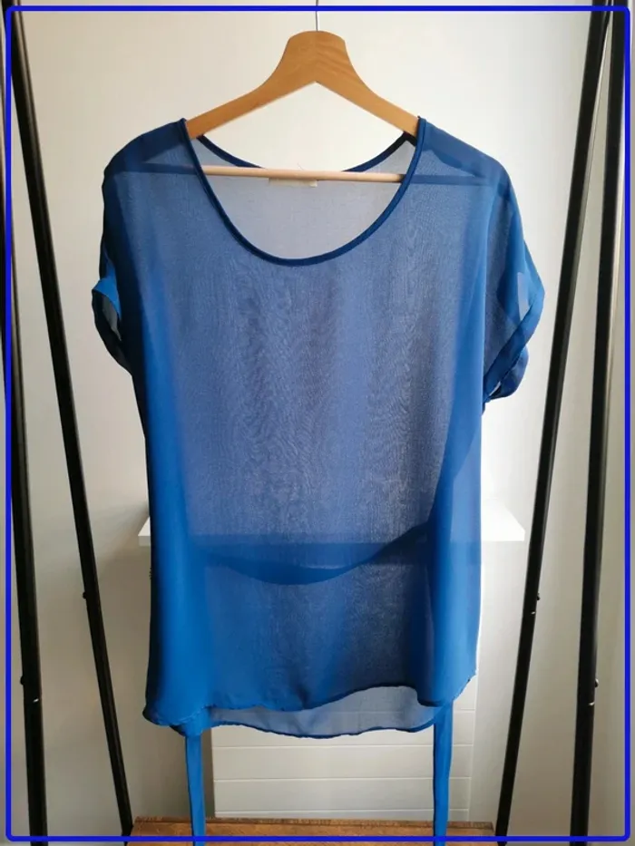 Haut voile bleu