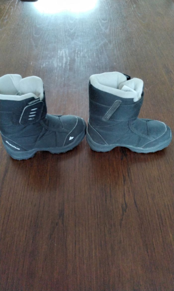 Bottes  de  ski  ,noir,  scratch  ,Waterproof,  Quechua  ,pointure  25 - photo numéro 2
