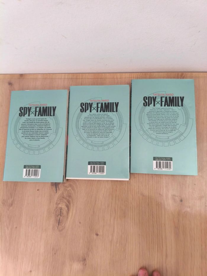 Lot manga spy x Family - photo numéro 3