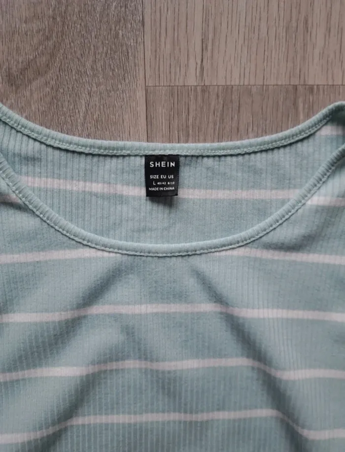 Robe droite - photo numéro 2