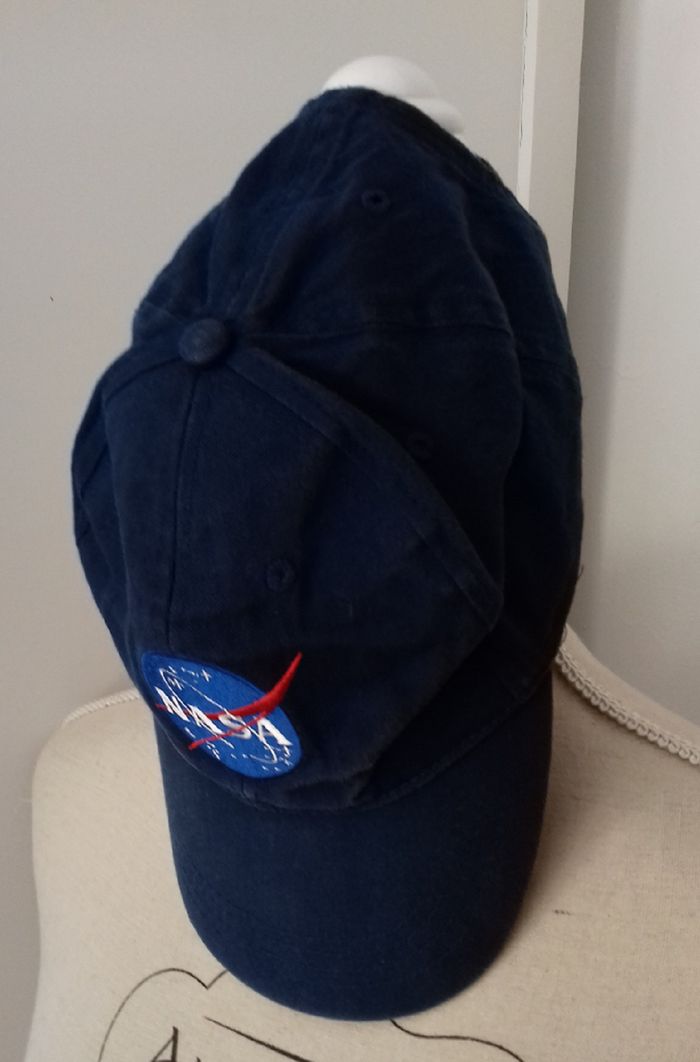 Lot 2 Casquettes bleu marine de la NASA.- T.U - photo numéro 2