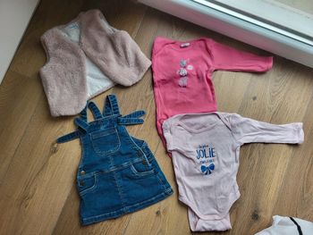 Ensemble robe salopette / bodies et gilet 6 mois