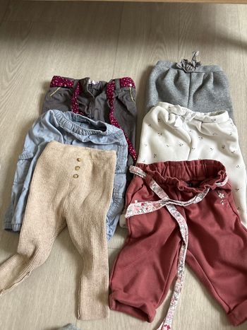 Lot pantalon bébé fille