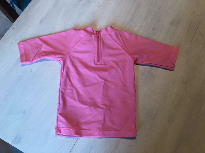 Très joli haut de maillot de bain 12 mois - photo numéro 2