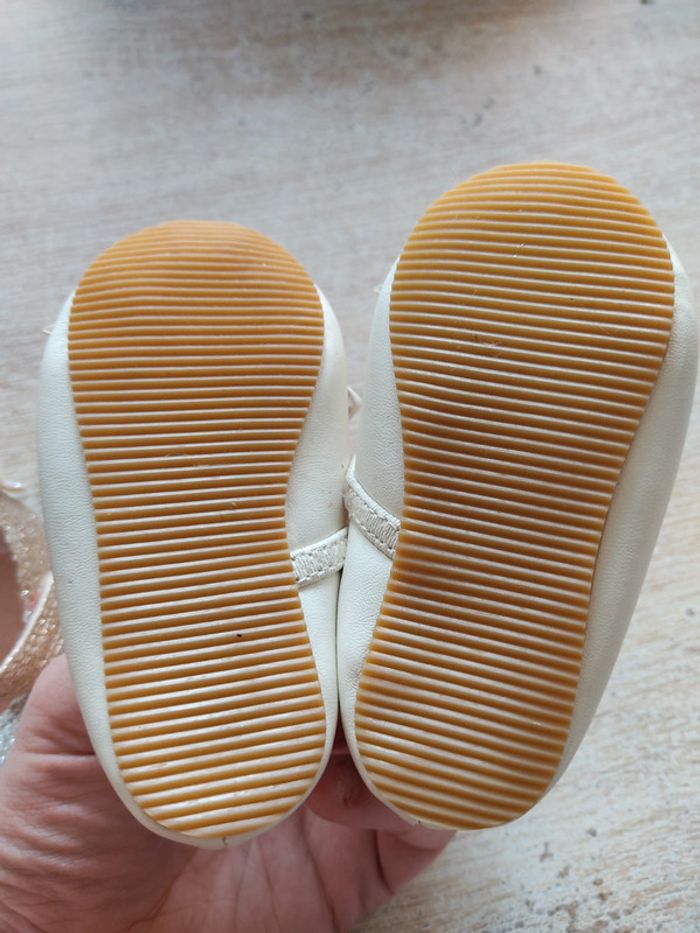 Chaussures pointure 18 - photo numéro 4