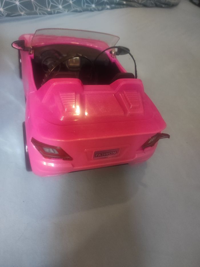 Voiture style barbie - photo numéro 2